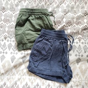 Old Navy - 2 pair linen blend Size Small Shorts